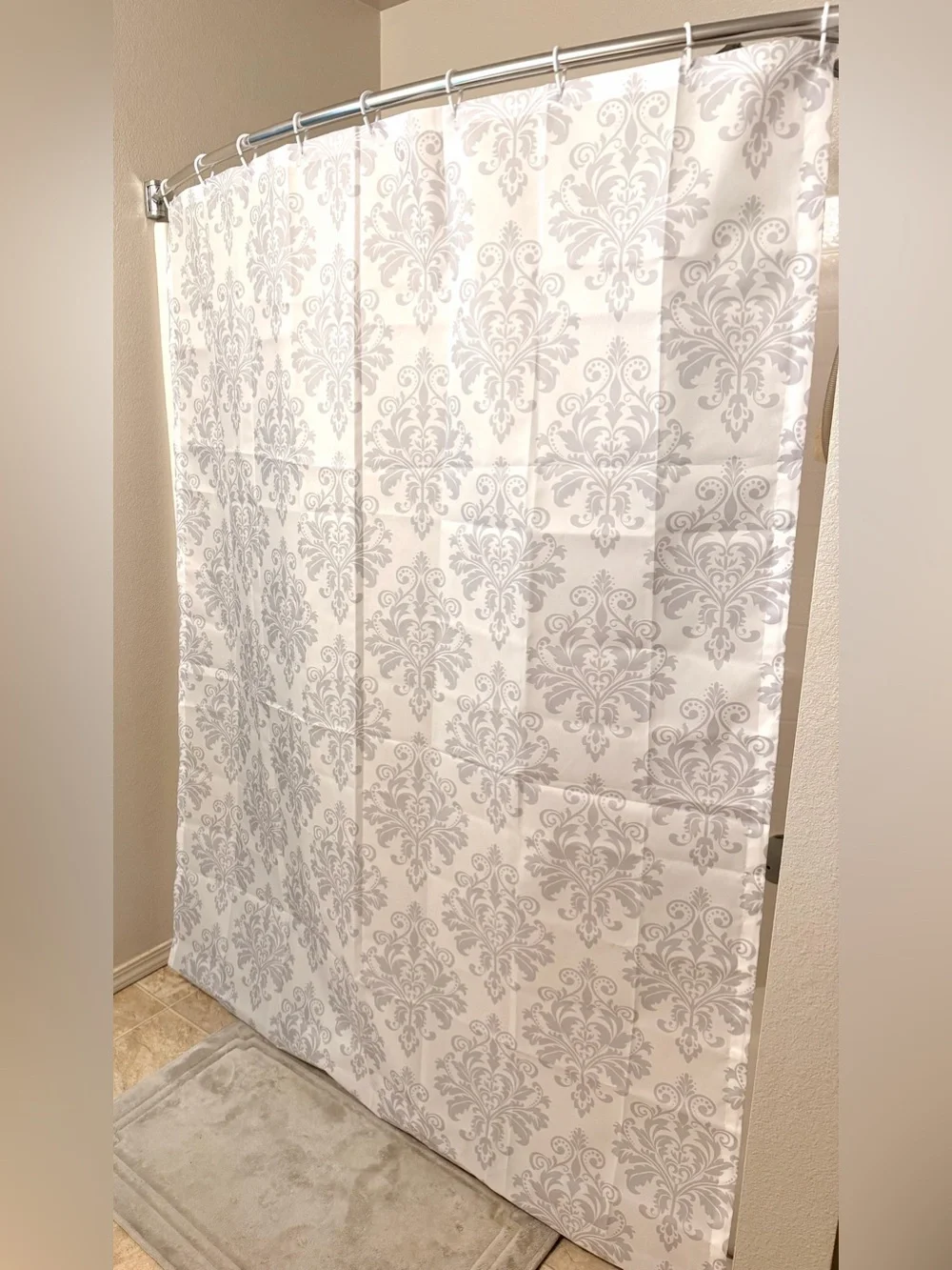 Elegant Damask Shower Curtain - Gray on White